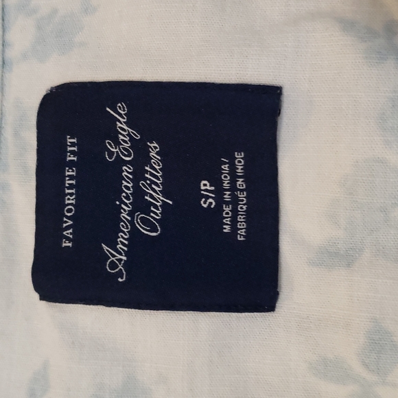 American Eagle Outfitters faded blue Floral button down - Picture 10 of 14